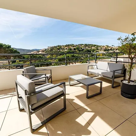 Le Hameau Des Pins - Spacious - Parking Apartment *