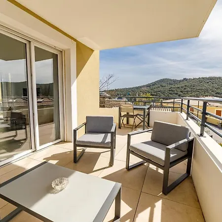 Le Hameau Des Pins - Spacious - Parking